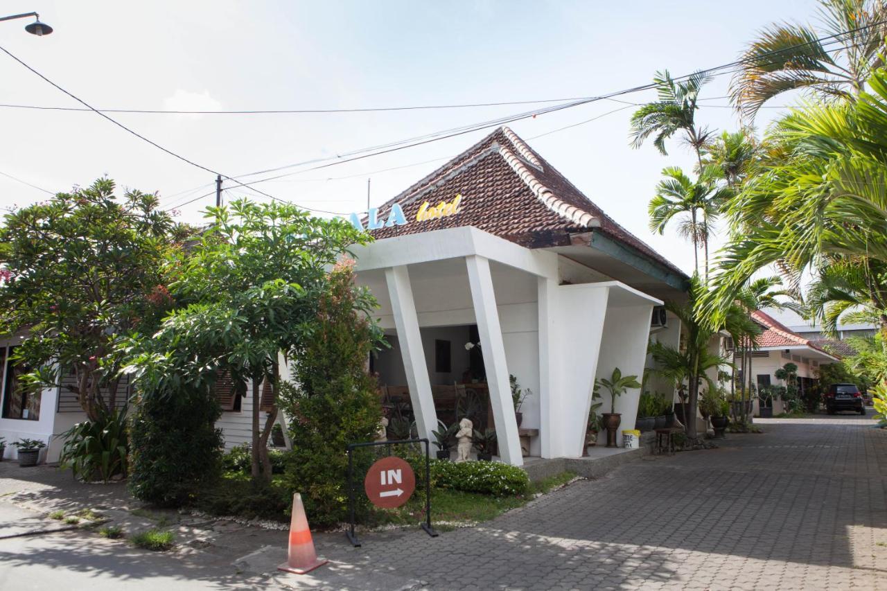 Reddoorz Plus Near Mall Roxy Banyuwangi 外南梦 外观 照片